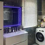 2 Bedroom Cozy In