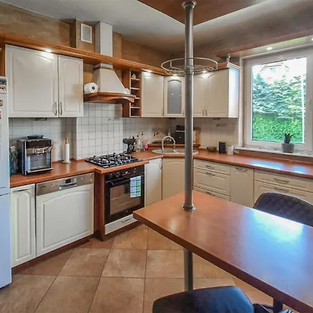 Prázdninový dům Pet Friendly In With Wifi Warnoleka